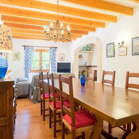 Feriehus Scenic Country Haven With Pool Pollença